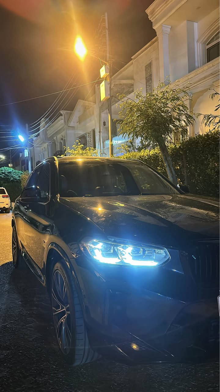BMW X3 m paket 
2023 
35000mil royaa 
2 parchay haya boyax 
2 Che PDR haya 
Erbag sukanu shan taqya bellade dandraytawa 
Geru makena ba shart 
Shanse ba shart 
*********** أربيل, العراق
