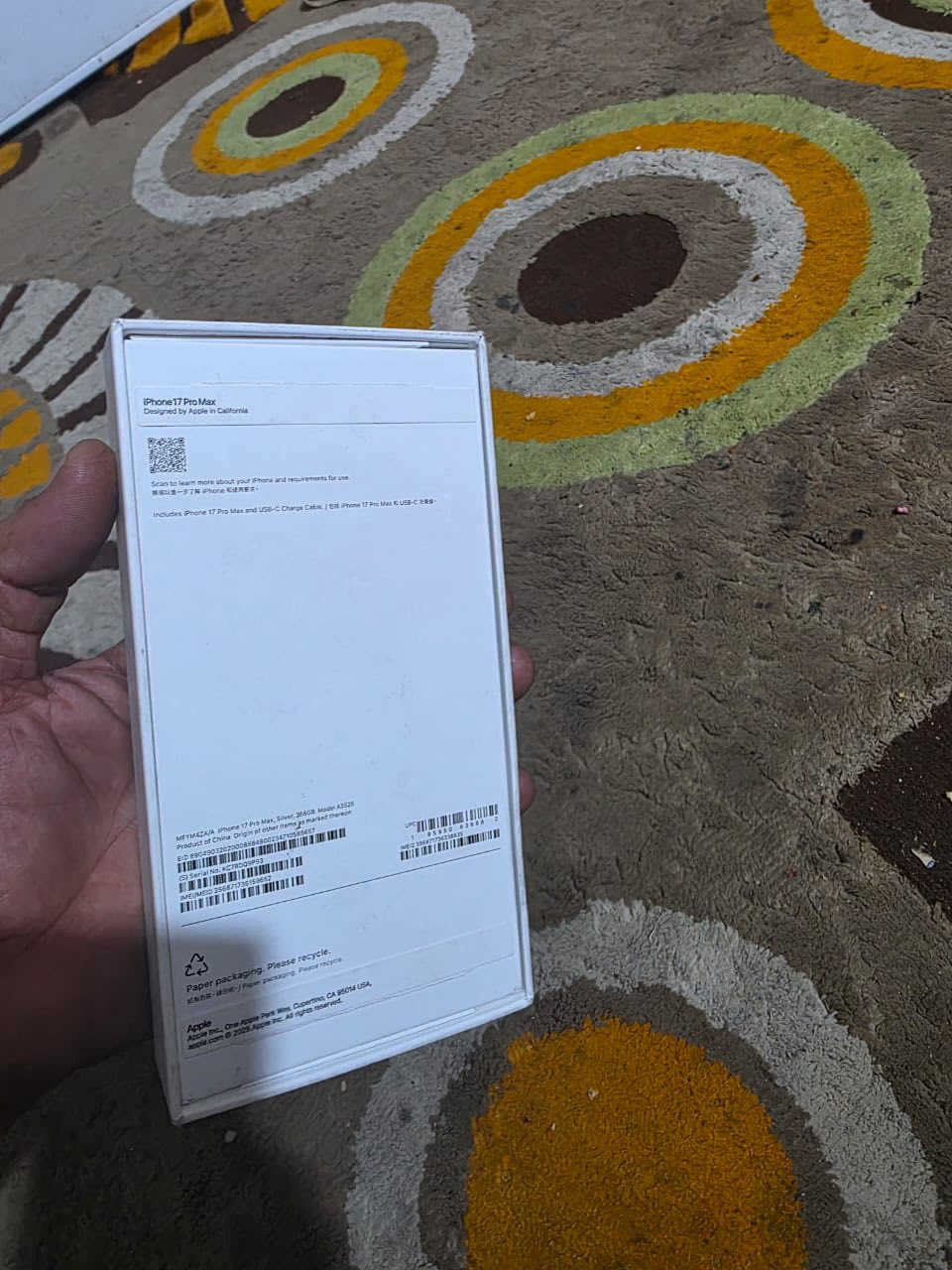 السلام عليكم نقال ايفون 17برو ماكس ذاكرة 256 كامل ملحقات شريحة البطارية 100 مشحون 40 مرة شرق اوسط السعر مليون و950 مكاني البصرة القبلة للمراسل ***********
