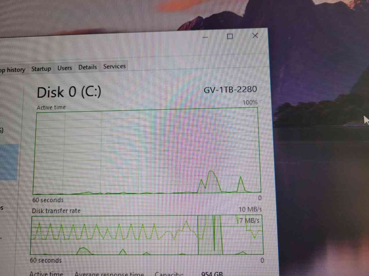 mini pc للبيع
السلام عليكم
Mini pc للبيع
R7 7840HS
Gpu 780m
Nvme 1tb
Ram 32gb lp ddr5 6400mhz
..
نظافه 100٪ مع المحولة الاصليه 100 واط
السعر 490 الف
للشراء تفضل خاص وبالخدمة


**إذا كنت صاحب هذا الإعلان وتريد حذفه لأي سبب، رجاءا أرسل رسالة إلى الدعم الفني**
