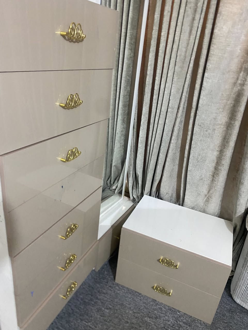 غرفة للبيع نظيفه ٥٠٠


**إذا كنت صاحب هذا الإعلان وتريد حذفه لأي سبب، رجاءا أرسل رسالة إلى الدعم الفني**