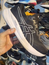 قياس ٤٣ • قدم ٢٧ ونص • شرط وكالة