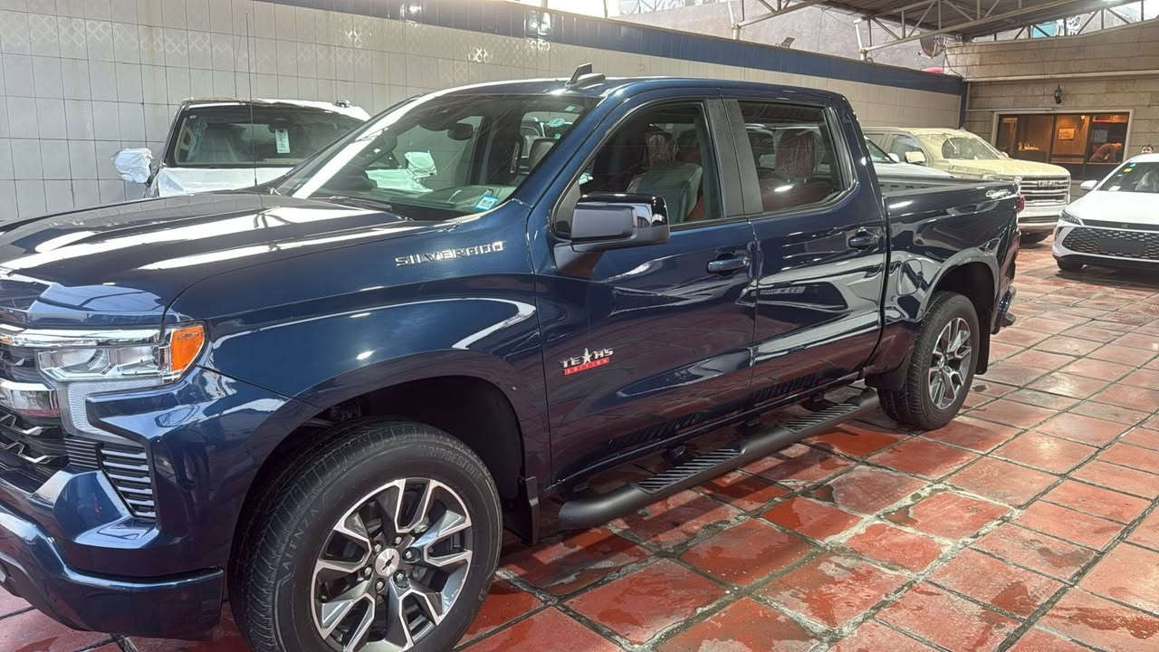 سلفرادو 23
للبيع 

***********
***********
