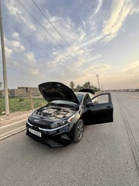 كيا فورتي وارد امريكي موديل ٢٠٢٣ حادثها موضح كدامكم بدون ايرباك السيار...