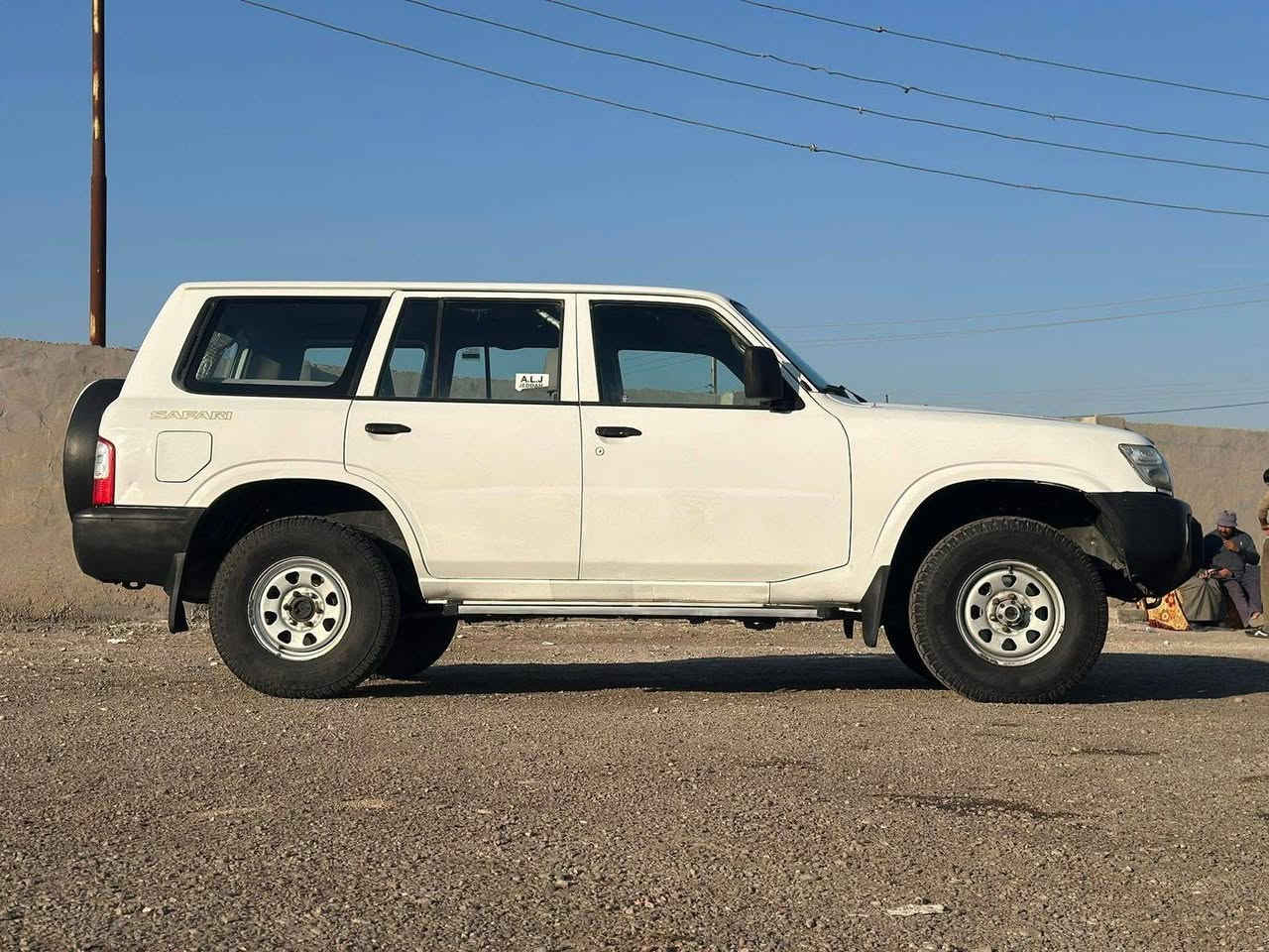 سلام عليكم نسيان بترول 2002 للبيع بااسمي تخم تاير جديد كير مكينه حداديه مكفوله السعر 125 بيها مجال قليل حك الجيه
*********** الشراي يتفضل خاص
