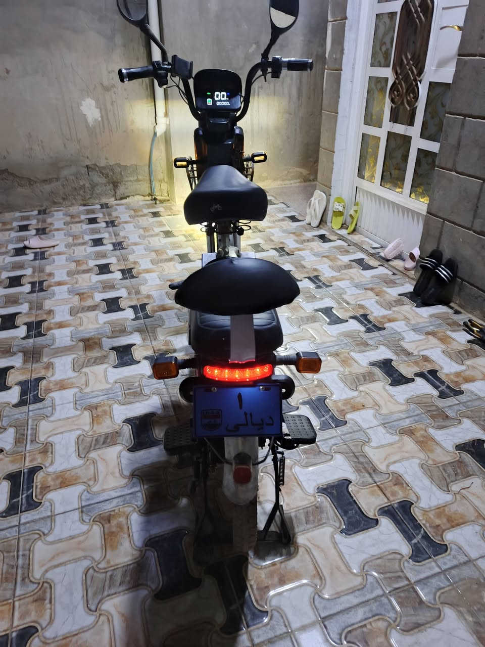 سلام عليكم
دراجه شحن للبيع موديل 24
ست6 بطاريات لوحيده
كلشي شغال مابيه اي نقص
سعر 350 للستفسار ***********
