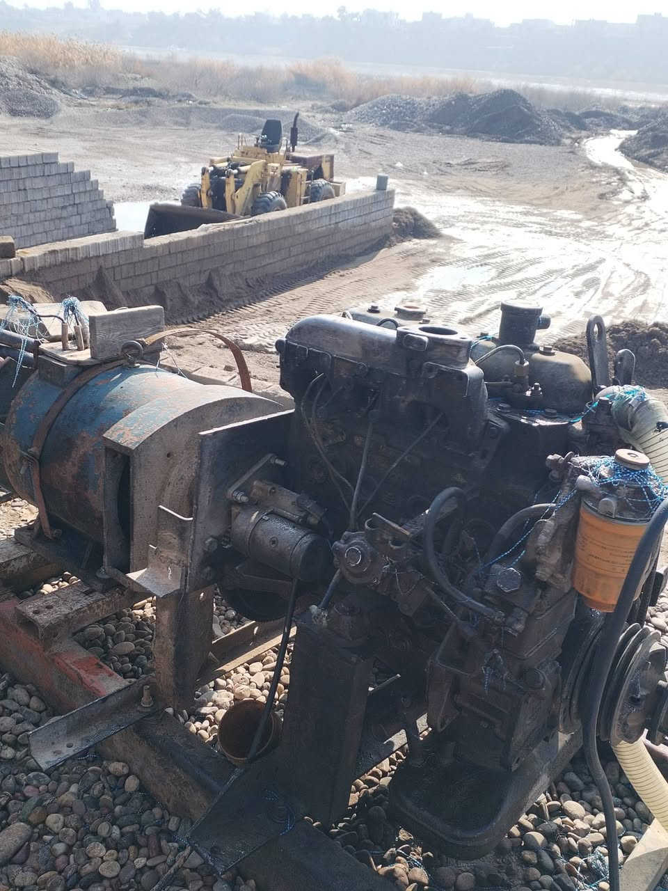 السلام عليكم يوجد مولد افيكو للبيع 

للاستفسار اتصل:***********
