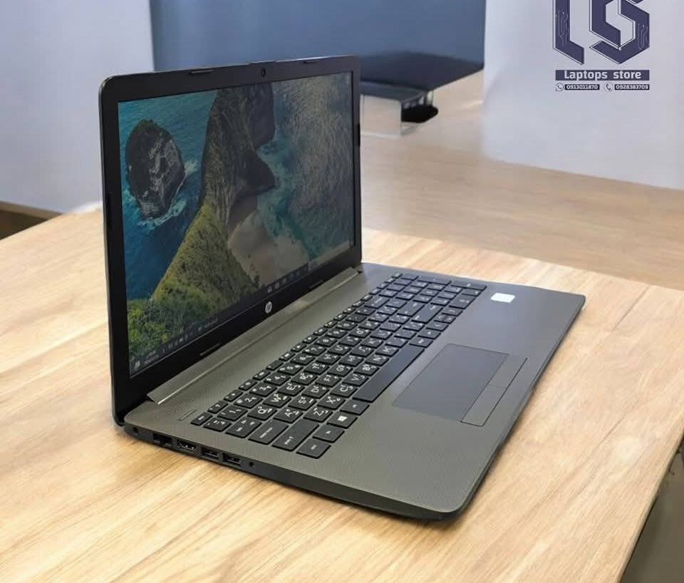 لابتوب سلم خفيف HP - الجيل الثامن ( 275 ألف + جنطة + ماوس + ماوس باد + سماعات ) 

كور i5 الجيل الثامن 

رام 8 كيكا DDR4 

هارد 256 SSD

كارت شاشة Intel UHD Graphics 620 حجم 4 كيكا 

شاشة 15.6 FHD 

مكاني بغداد (توصيل بكل العراق)

واتساب ***********
