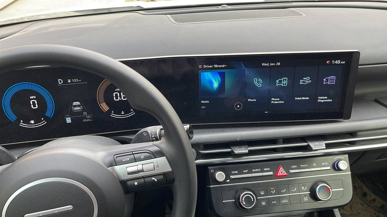 السلام عليكم توسان 25 امريكي حادثه جاملغ امامي مبدل نفس اللون موضح بالصور بدون ايرباك بدون دواخل بيه بارد بالجنطه مال تحميل مقدار شبرين بدون صبغ السياره ماشيه 5 الف فقط زيرو مواصفات عاديه رادارات ولدات ترحيت واوتو هولد بدون رقم ب205 وبيه مجال تترقم جميع المحافضات ***********
