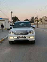 لاندكروز 2011 ستينيه اصل SAS ماشيه 92 حقيقي  كفاله عامه  بدون ضربه او ...