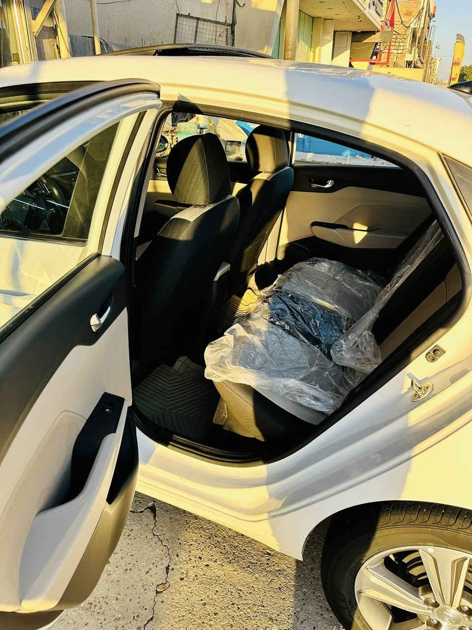 السلام عليكم اكسنت موديل ١٩ خليجي
ماشيه ٨٣ الف سياره فتحه خمسه ويل كب كامره تخم تايرات محرك كير  1600 جديد رقم بابل  نفس دعاميه امامي صبغ بس وسونار موجود مكان سياره الحله شارع ٦٠ السعر ١٢٢ 

***********
