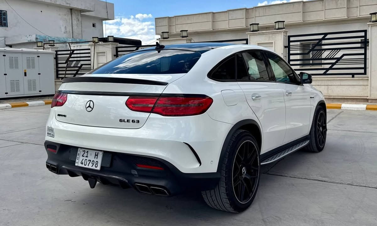 مرسيدس 2017 GLE63 AMG وارد الماني
مكفولة كفالة عامه اعلى فئة بال GLE
. مكينه 8 تون تيربو  550 hp
. كيجات 320
. بانوراما
. حساسات اماميه خلفيه وجانبية
. رادار امامي توقف ذاتي
. كاميرات 360
. داخل احمر واسود بلادي مختمة AMG 
. شاشات عدد 3 
. كشنات 

🟪 السعر  :: الطلب في التعليقات ويوصلك مباشرة ✍️ 📩

‏. Auto Park
. انارة ترحيب
. المقاعد كلها تدفئة
. حاملات الاكواب تدفئة + تبريد
. لايتات امامية لد والعدسة داينمك
. مري جانبي ترحيب وتدفئة وتنطوي كهرباء
. لد داخلي الوان متغيرة تتحكم بيها من الشاشة
. تبريد بيانو
. كشنات ميموري خزن
. ثلاث انظمه قيادة + Eco | Normal | Sport | Sport 
وباقي المواصفات المعروفة ما اريد اطول عليكم بيها
ممشى السيارة 92 الف
ارقام سليمانية بأسمي تحويل مباشر هزة وفحص كاملات
بدون مسج وبدون نقص عليها سيرفس كامل 
من اطارات وباتري وزيوت ومنظومة احتراق
السيارة بلادية بدون برمجة بيها البك فاير 
والتسارع كلش قوي 550 حصان ينطح حصان

رقم صاحب سيارة
 ***********
***********
