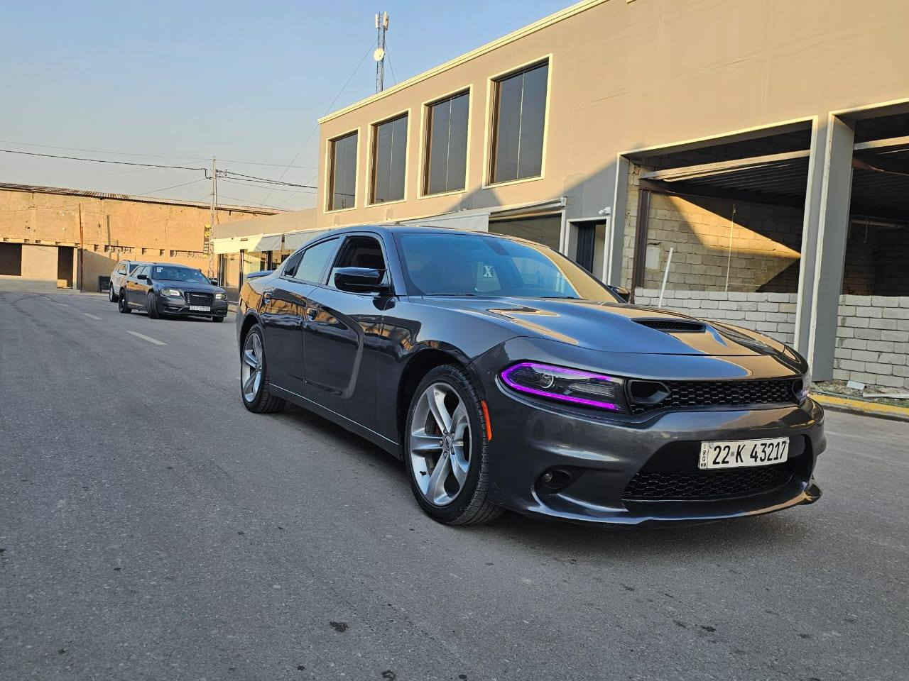 للبيع 

جارجر sxt  محدث جي تي  موديل 2016
ماشية 108 ألف سيارة استخدام شخصي 

🚫ضرر صبغ صفحة  اليمين مال شخط شرط بدون دواخل نهائيا بدون معجون
البوند مبدل مال تحديث 
 اريربك ستيرن راجع سستم مرفوق صور بأمريكا مع الصور 

محرك ٦سلندر حجم ٣٦٠٠ كير طيارة  ٨ نمر شرط 
كير محرك اكسل شرط
حجر البيئة موجود 🪨
رقم اربيل رقم وهزة وسنويه جديد شرط التحويل 

مواصفات sxt 
بصمة تشغيل مع بصمة تشغيل عن بعد 
شاشة كبيرة كامره دواره 🔊 سماعات سستم صوت
فول تحكمات ستيرن
 نظام تراكشن مانع انزلاق 
 كشن كهرب هيتر بلكشن 
سيارة جاهزه 
موصل الايسر

***********
***********
