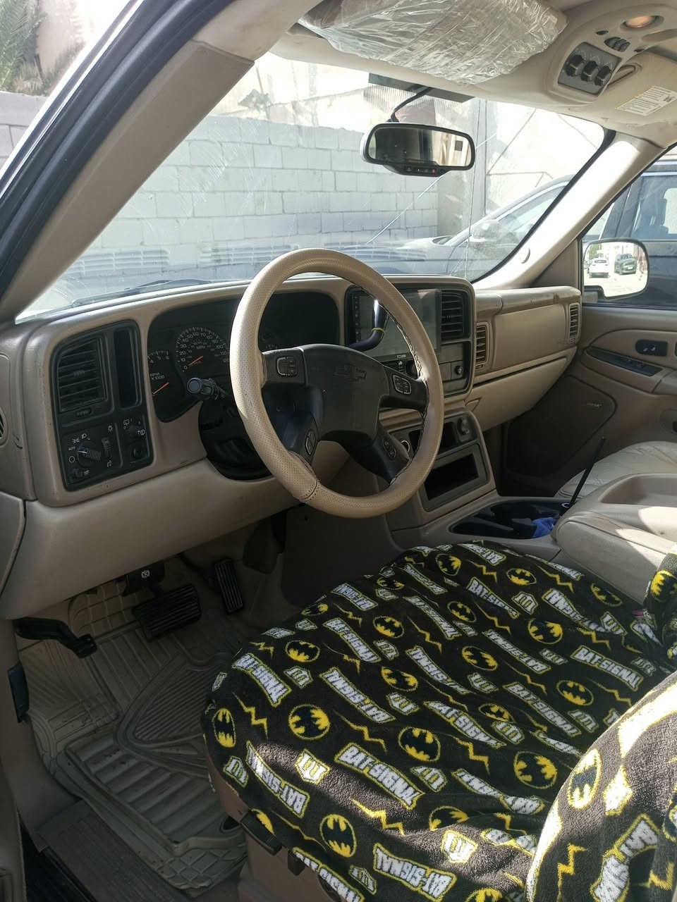 سلام عليكم سياره الفينيه موديل 2000 سياره جاهزه من كلشي بيها اربع قطع صبغ الباقي كفالفه 
السنويه بعدها ما منتهيه 
رقم بغداد خصوصي  تحويل ثاني يوم 
للبيع او لمراوس حسب القناعه 
رقم ***********
السعر 125 وبيها مجال
