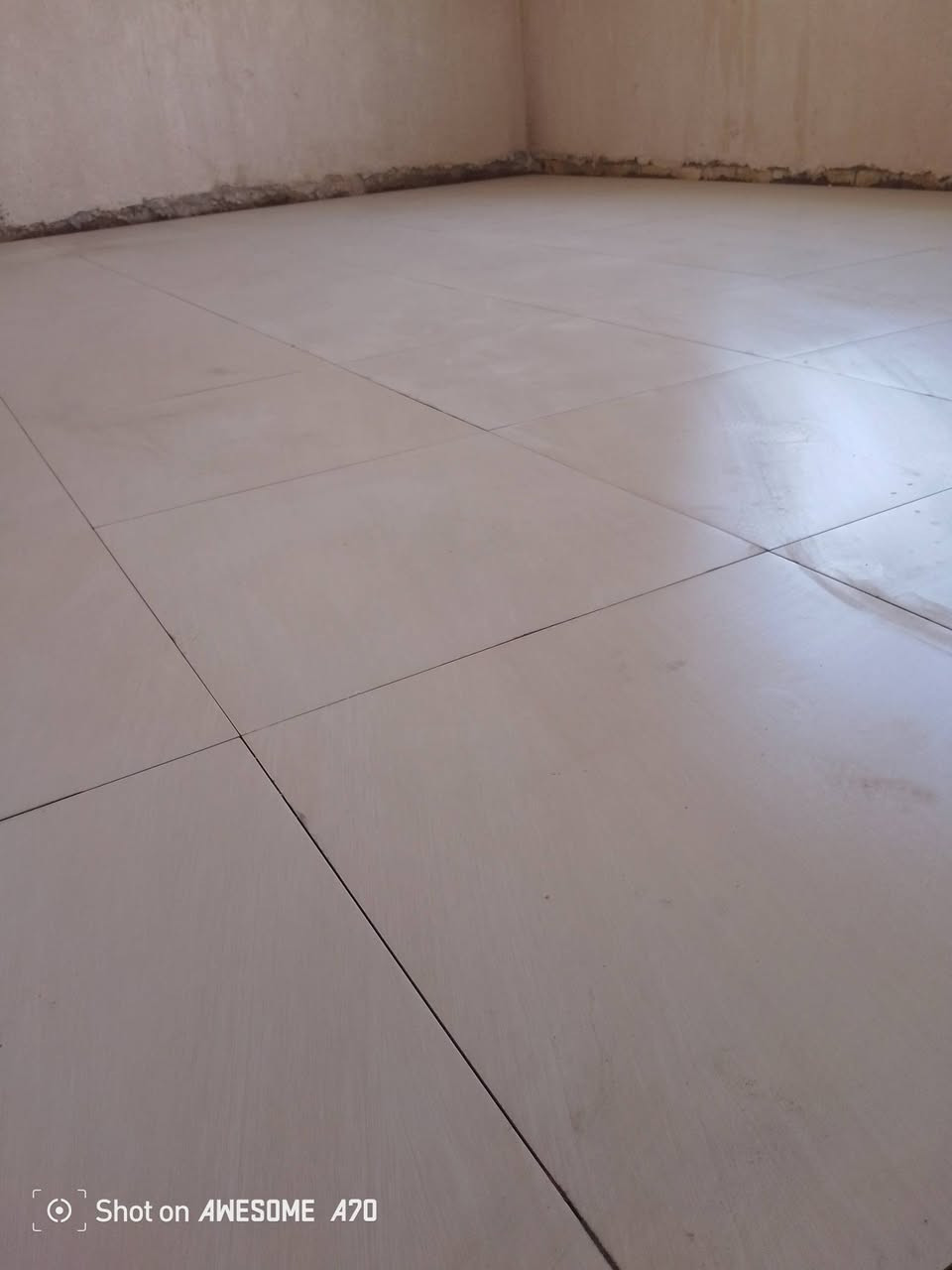 كادر ا لكافة أعمال السيراميك .
كادر  شغل هندسي درجة اولى شرط الدقة والحرفية 
نعمل بالليزر.
عمل سيراميك الارضي جداري واجهات بورسلين ــ مرمر ــ چف قيم ــ نعمل بالمادة لوح 60×120 .
متواجدين في محافظة كربلاء المقدسة 
ونعمل في محافظة بغداد والنجف 
للتواصل مراسلة الصفحه.اول الاتصال
   
***********
***********
