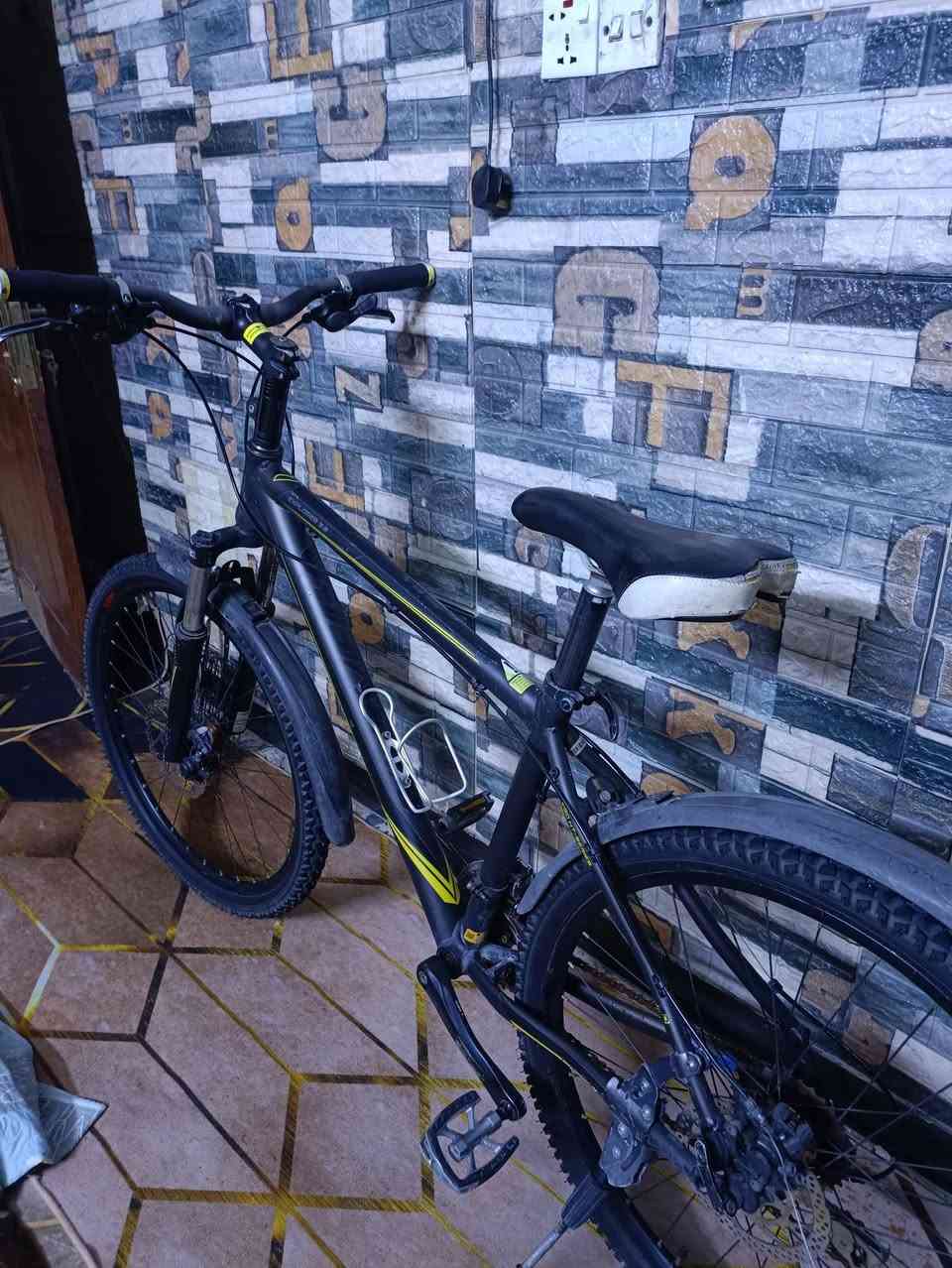 للبيع ياباني اصلي نقص بريك امامي زاد ترتيبات بصيطه كلشي شغال سعر 90 ستفسار*********** تصال فقط واتساب مغلق عنواني الامين ثانيه
