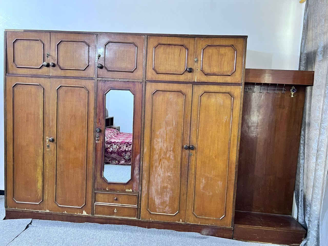 السلام عليكم غرفه عراقيه صاج للبيع عوزها بس صبغ المكان حي العباس *********** كربلاء, العراق
