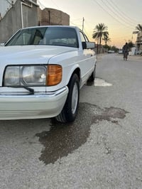 مرسيدس رئاسي • ١٩٩٠ • بلادية صبغ قطعتين