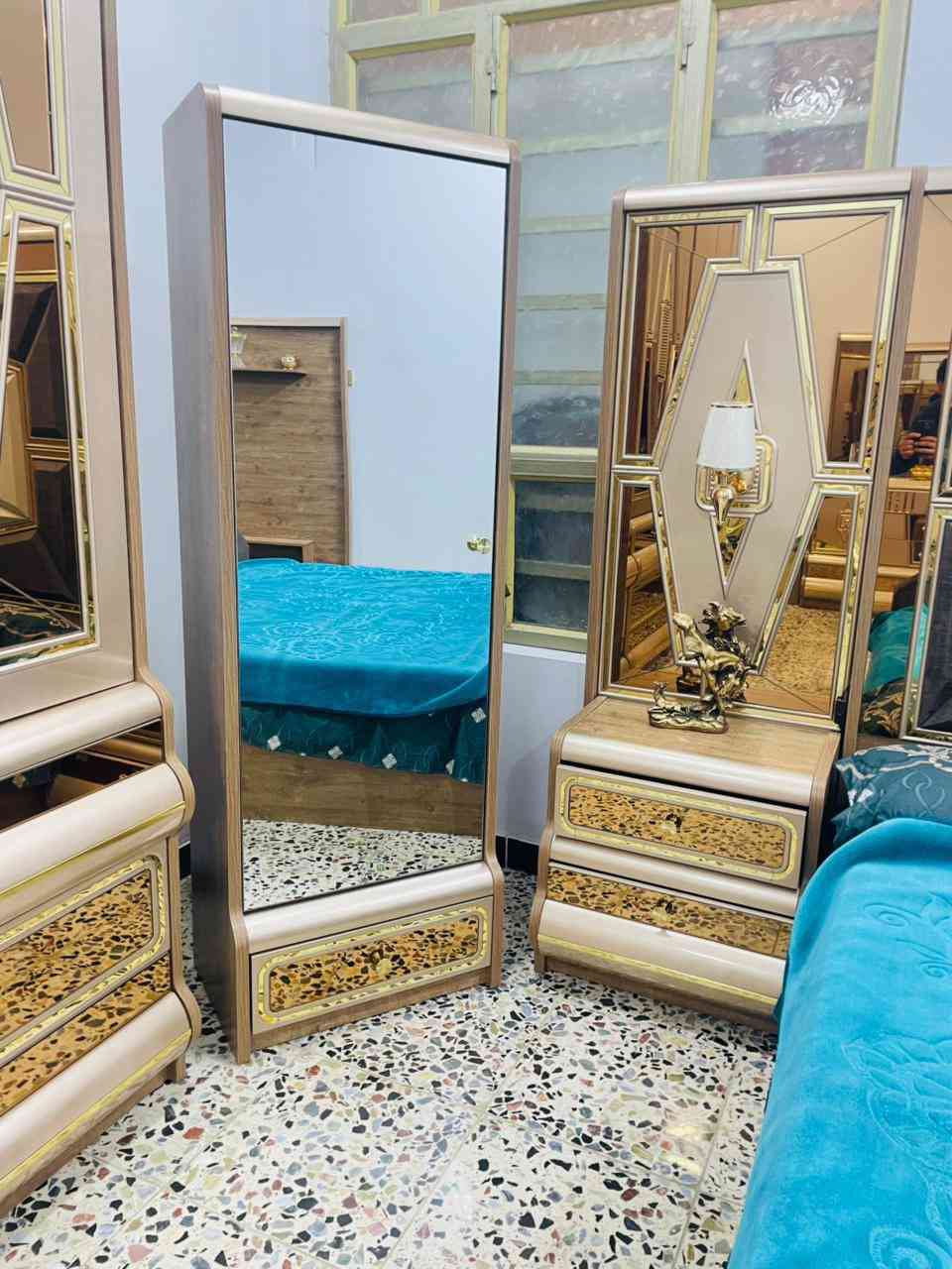 سلام عليكم غرفه نوم تركي جديد عدد القطع.١١ مكاني بغداد الرستميه. تواصل خاص ***********
