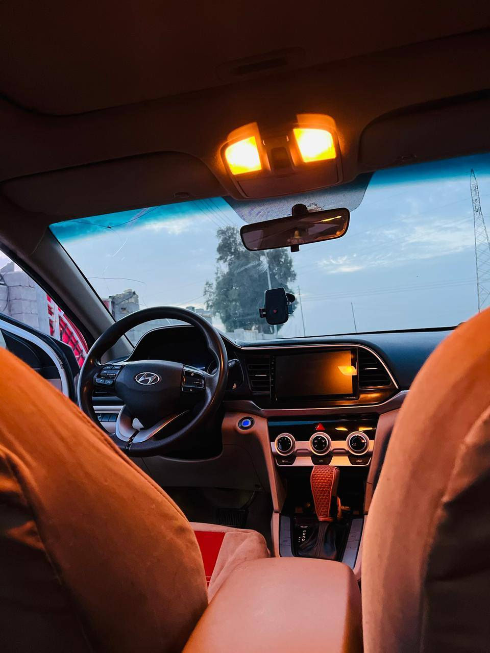 سلام عليكم انتره موديل 20 خليجي فول بصمه معوقين بعد ثلاث اشهر وصير حره شرطيه بعد ثلاث اشهر وتخلص يعني صير حره متجيه تجيه خفيفه كلش لا صواصي ولا تكم كله سليم تبريد سدر تتفه تواير كامله سياره حلوه كلش سعر 117 بيه مجال رقم صاحب سياره *********** اني مكلف بنشر ما اجاوب المكان ميسان لقلعه
