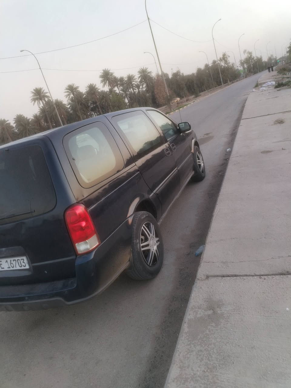 سلام عليكم وينه لي دور جديد شوفر بلاندر طويله ٣ قطع تبريد  خليجي كفاله عامه مديل ٢٠٠٧ سنتر لوك شاشه  رقم أربيل دولي تحويل مباشر بسم عربي تبريد ثلج كير مكينه حداديه شركه جديده ترايك مال ٢٥ شرط  تخم تاير جديد حتا الاستدات مال الشركه مكان السياره بابل رقمي *********** سعرها ٧٢ وبيها حك جيتك
