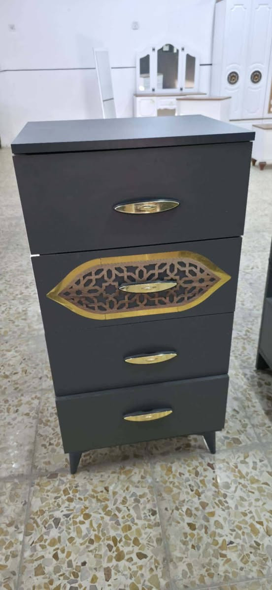 ✨ غرفة تركي  اصلي صبغ حراري10 قطع✨ لون مميز
نظام ابواب 
سرير مخزن جك
برغي چوي حديد
✨ نظافة 90 /💯
 السعر  / 950 عرض خاص بعد تخفيض عروض شهر رمضان الكريم  لحكو 🙏🏽✨
🚚 شد ونقل مجاني داخل بغداد
📦 توصيل للمحافظات بأسعار رمزية


**إذا كنت صاحب هذا الإعلان وتريد حذفه لأي سبب، رجاءا أرسل رسالة إلى الدعم الفني**