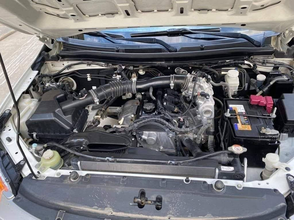 السلام عليكم بيكم للبيع موديل 2017 السيارة نظيفة كير عادي كفاله عامة ماعدة رصعات شكم وحدة رقم واسط السعر 135 
رقم الهاتف: *********** ابو عبدالله العبيدي
