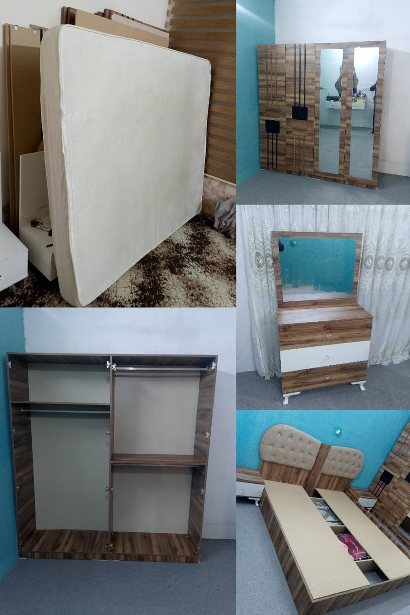 سلام عليكم غرف نوم تركي اصلي عدد 2 انظاف جدا جدا الابيض 425 جوزي فاتح 400 شراي اتصل على رقم بى واتساب هم عدنه توصيل حسب أماكن ***********
