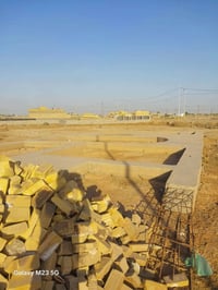 300متر سند 25 عنوانه خلف مجمع الزيتون السكني  للاستفسار 07829873214