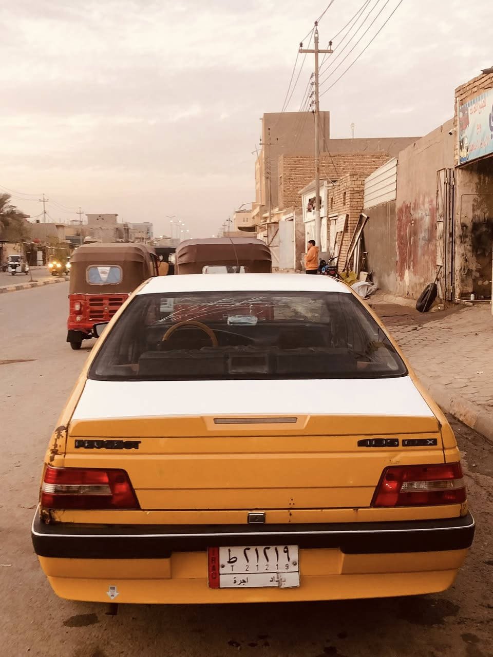 سلام عليكم بيجو مديل 2009 سنويه نهايت ال 26 بيه ضربه بل بك الوره السايق سياره حلوه ونضيفه مال جناي تجفيته جديده قبل سبوع تبريد شغال عوزه بس غاز ثلج السعر 25 وبيه مجال للطيبين للستفسار ***********
