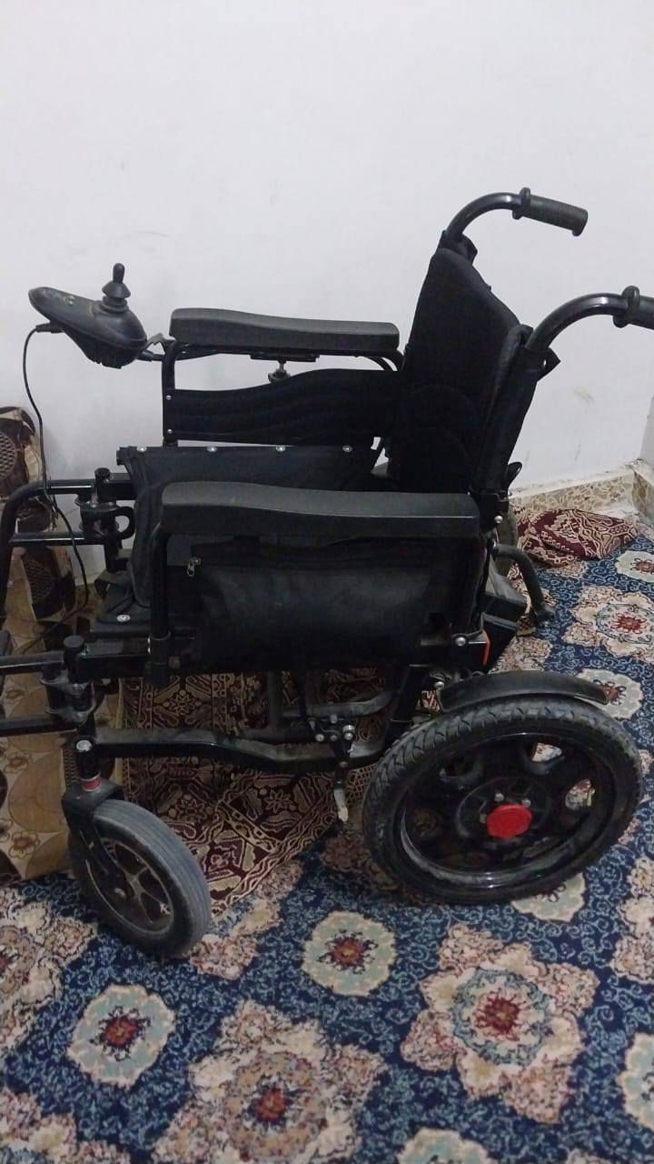 اغراض للبيع
غسالة ب60 الف 
ثلاجة 12 قدم ب60 الف
عرباين شحن شغالات بس بطاريات الوحدة ب250 الف 
كيزر ب35 الف
نانو بور بيم ام صحن ب60 الف  ***********
