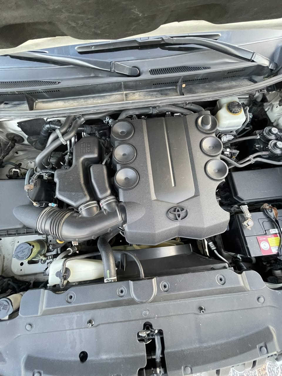 # السلام عليكم
.للبيع او مراوس  

. برادو 2013 خليجي 

— محرك 6💪
4000cc

فول موصفات 

-.بصمه 

.فتحه 

:فور ويل 
 
زراك بلايت 

ترحيب 

.كامره وشاشه

//حساس خلفي 

دبل تناكي  

سبير تعليك 
؛؛
؛؛؛؛ شاير بل مري 

تحكم ستيرن 

ثلاجه 

؛؛بلوتوث اواكس USD

سيدي 6 قراص 

سستم صوت بلاد مجسم 

تبريد 3 قطع 

7 راكب 

لايت زنون  

مكفوله بدون قطره. صبغ بيهه بارد 4 اصابع فقط

كلشي عل وضع شركه 
مكينه كير كفاله 
حته دعاميات مكفوله 
***********
 شرط سونار. رقم اربيل. هزه جديده شرط تحويل 

سعر 305 وبيه مجال قليل جدا
