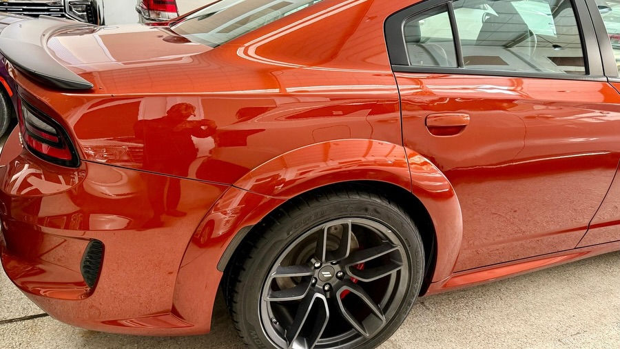 #بيع_او_مراوس 

Dodge Charger Scat Pack Widebody 2022 🎃🧡
الموديل : [ 2022 ]
المحرك : [ V8 / 6.4 ] 🚀
الگير : [ أوتوماتيك ] 
الممشى : [ 40 الف ميل ]
اللون : [ برتقالي - مميز ] 🔶
الحالة : [ السيـارة وارد أمريكا ضررهـا جاملغـات والبنيد ]

[ لمعرفة السعر اترك تعليق داخل المنشور وسوف يصل اليك مباشر عبر رسالة نصية ] 📥

[ الـــــمـــواصــفـــــات ]

- السيـارة فوووول أعلى مواصفـات ( عدا الفتحة ) 

[ الاضـــــــافــــــاات ] 

- السيـارة Stock بوضع الوكـالة 

الموقع : [ بغـداد ] 📍

للتواصل واتس اب او اتصال : [ *********** ]

#dodge #charger #srt #yasser_erbil
