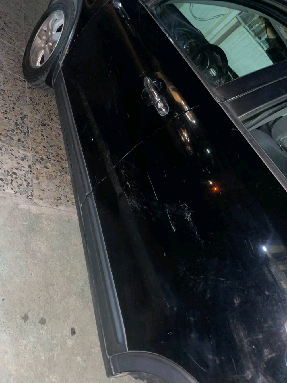 سلام عليكم  للبيع او مراوس حسب قناعه سورنتو موديل 13 وارد امريكي حادثه چاملغ وبنيد  مثل ما موضح بل صور سياره خير من الله  تبريد  ماشيه 141 سعرها 135 بيه مجال  اربع سلندر 2400 دوش تخم تاير     رقم بغداد   تحويل ثاني يوم  استفسار ***********    سياره مال بيت