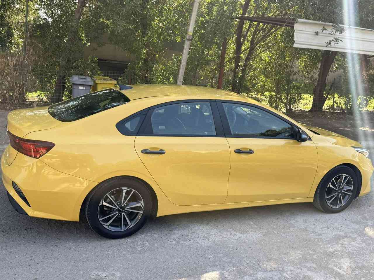 فورتي 2023
وارد امريكي حادث جاملغ وبنيد فقط جاملغ امبدل 
وصور الحادث بالمنشور

مكينه 2000دوش 
مكينه كير مكفولات 
منضومه غاز بيهة

شاشه كامره 
لايت زنون
تبريد ثلج
تخم تاير 
صدر جديد 
رقم بغداد انكليزي تحويل ثاني يوم
السياره جديده بمعنى الكلمه ومابيهة اي نقص
معروضه 147 وبيهة مجال حق الجيه
عنوان بغداد شارع فلسطين 
***********
