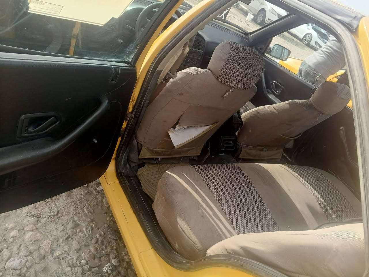 بيجو روا موديل 9 للبيع مكينه وكير يخبلن شواصي بلاد قليل خياس بيها رقم الاماني سنويه وراعي بيهاا هيئه مامسجله غرمات مادري شكد عليها ومالي علاقه بيهن ابيع كوم حديد الك تحويل يمي مكاني دوانيه عفك سعرها ب10 وبيها مجال للاتصال ‏‪***********‬‏ رجاء اخوي المو شراي لا يجي ويعامل تعبت من الوعود
