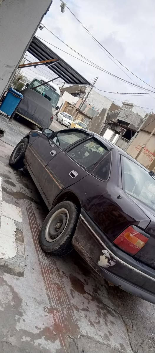 سەرەتا سڵاوو بەناوی خوای گەوڕە🤍

ئۆپڵ ڤکترایا 1991 
مەکینە 20
سەنەوی و وەڪالەیە بەشەرەتی ئەوەلـیات 
بێ لیدراوی
بی دەعم
سەیارەیەکی تابیڵێی پاك و پوختەیـە
گەرمی ئیشەکات بەشەرت
چواری و فڵچەو لـادان و
لـایت زینۆن
دەبڵ دەشبووڵ
واتا میل و کیلۆمەتر ئیشەکات 
فڕەی کرین و گێچ حەماوە
گیرو مەکینە بەشەرت
تایەی تازە
چوار سەماعەی باشوو تەنجیلی بێ عەیب 
ناو بەفریش بەیانیان یەک سلف ئیشەکات 
سعری 16 مەعامەلەیەڪی برایانە
مشتەری نی سەرم مەهیشینە 
مشتەری بیت جوابی چاتیش ئەدەم
*********** شمشمل, السليمانية
