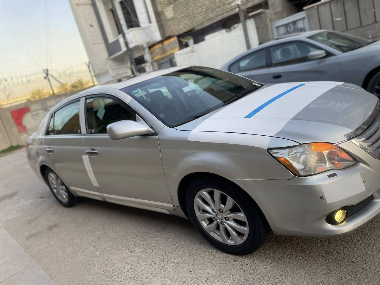 لسلام عليكم افلون 2007 رقم بغداد بسمي صبغ عام جماليه وارد امريكي حادثها جاملغ امامي مبدل 
المواصفات 
فتحه 
كامره خلفيه 
حساسات امامي خلفي 
تبريد شغاله
شاشه اندرويد   
صدر امامي خلفي خير من الله 
بيها طخا بل دعاميه الخلفيه وخشم الجاملغ المامي 
السعر 79 وبيها مجال 
العنوان بغداد بلديات 
الرقم *********** اقره المنشور وخابره خاص ماجاوب

