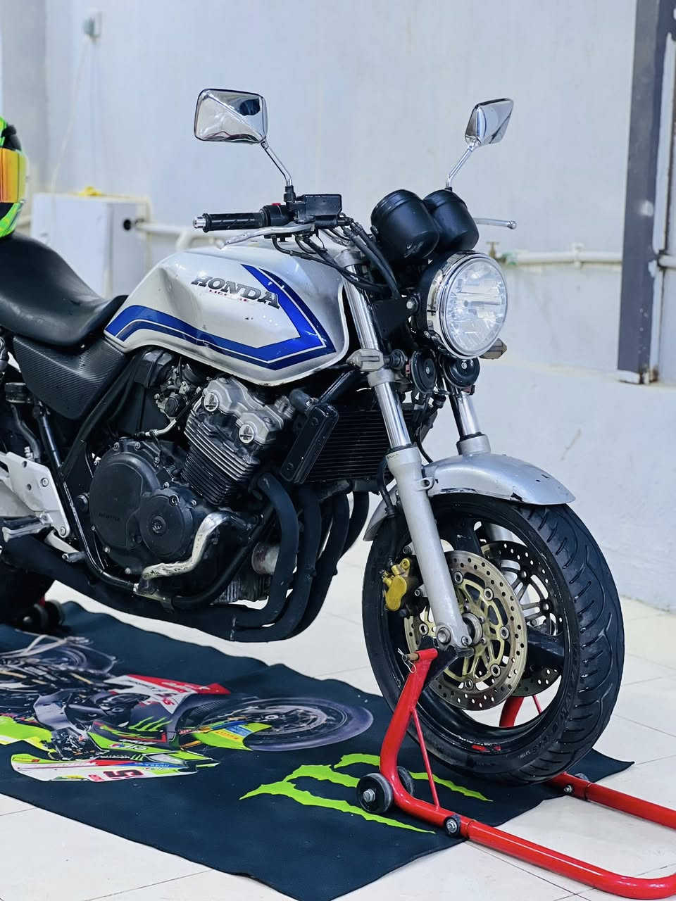 دراجه سيبي فور 400 تعليمي 8 ولف رقم او سنويه تحويل ثاني يوم محرك كفاله 
السعر 16 او بيها مجال 
مكاني انبار رمادي الملعب 
***********
