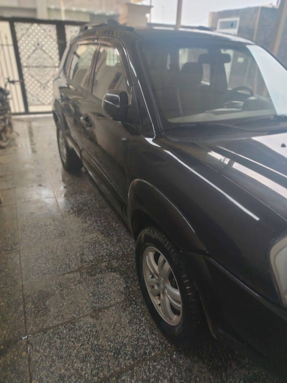 السلام عليكم توسان ٢٠٠٨ خليجي محرك ٢٠٠٠ عندي وكاله وصاحبهه موجود من أهالي الاعظمية السعر ٩٠ ورقة وبيهه مجال للشراي  اتصال واتساب  *********** ما متواجد على الفيس
