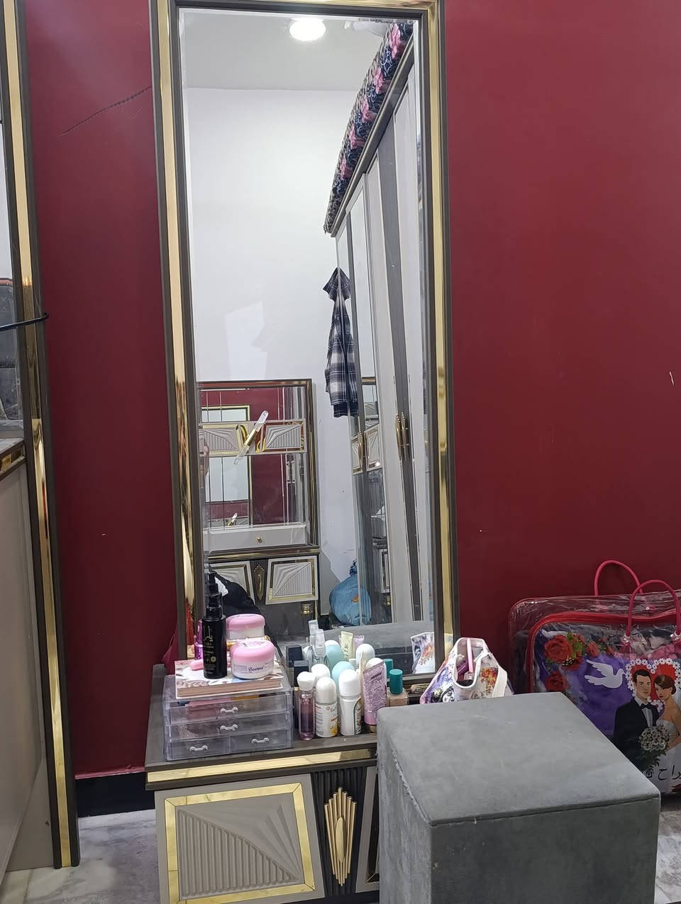 غرفة نوم للبيع


**إذا كنت صاحب هذا الإعلان وتريد حذفه لأي سبب، رجاءا أرسل رسالة إلى الدعم الفني**