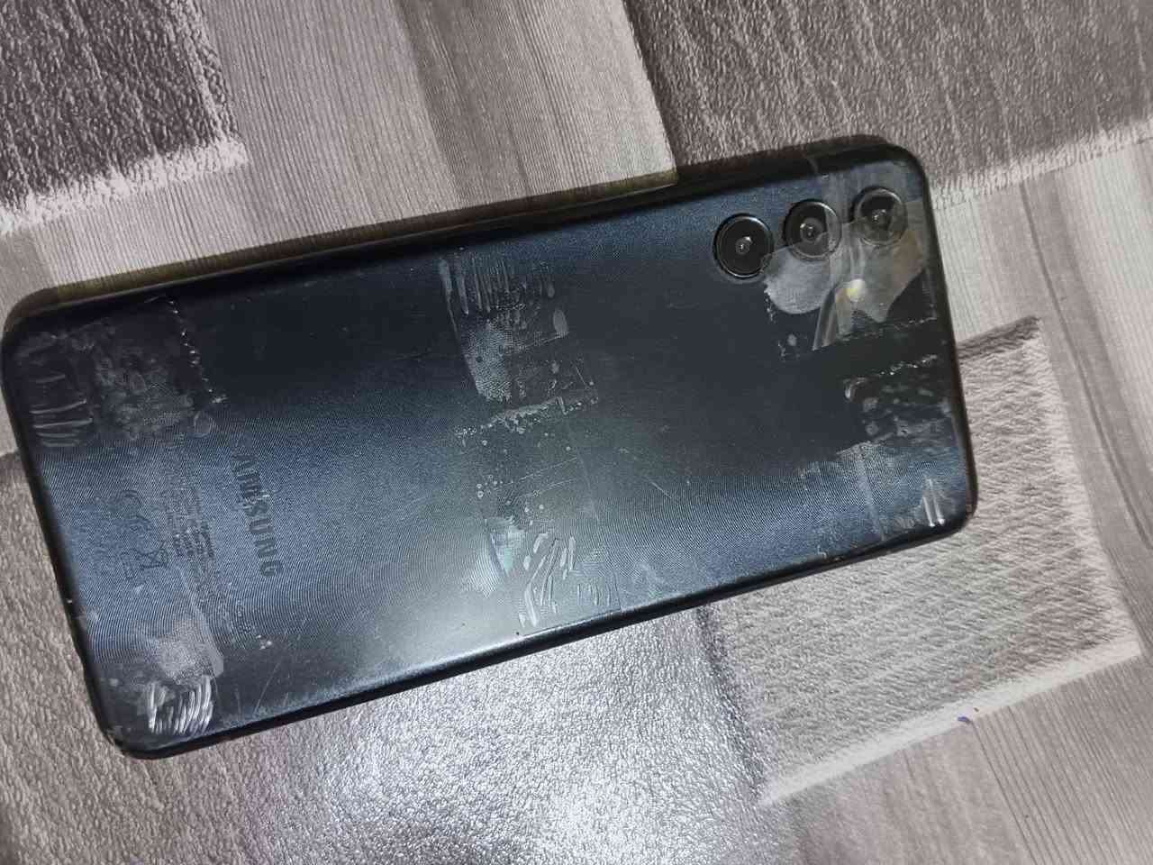 سامسونغ A05S جهاز جديد فقط مبدل شاشه اصليه كدامك قبل شويه بدلتها بعدهي بلزكاتها  وكاله ذاكرته 64 كيكه جهاز قوي بدون تعليك شحن فووول مخابره فوول تكنيك فوول ويا كارتون فقط الجهاز للبيع سعره 90 وبي مجال للشراي مستعجل على بيعته


**إذا كنت صاحب هذا الإعلان وتريد حذفه لأي سبب، رجاءا أرسل رسالة إلى الدعم الفني**