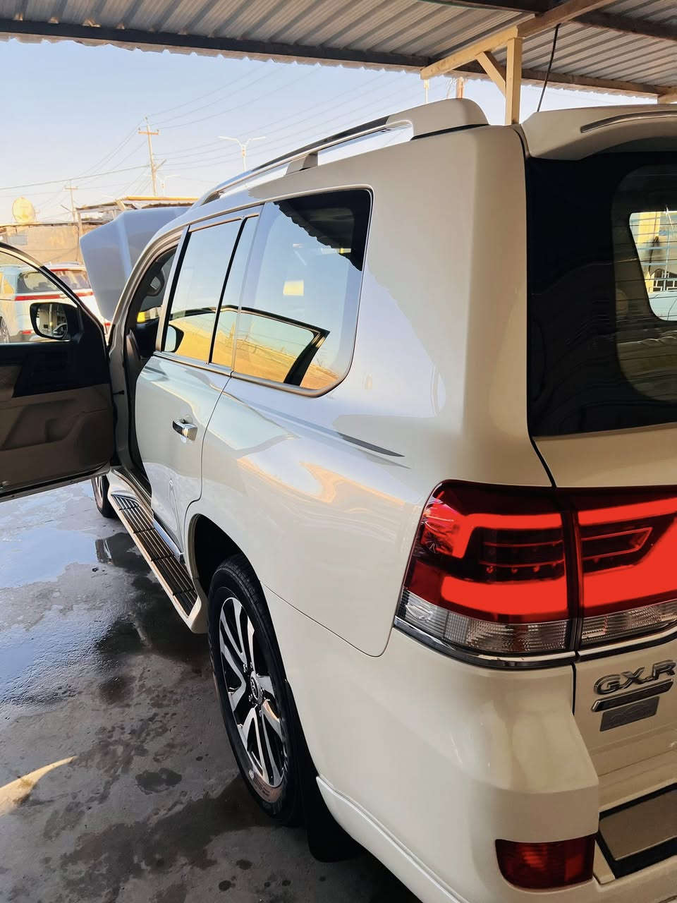 لاندكروز ٢٠١٩ سياره كفاله عامه فول مواصفات ١/١سياره حيل جديده 
٨سلندر ٤٧٠٠
ماشيه ١٢٠
رقم شمالي 
مكان السياره الدجيل 
السعر ٥٤٥$وبيه مجال 
***********
