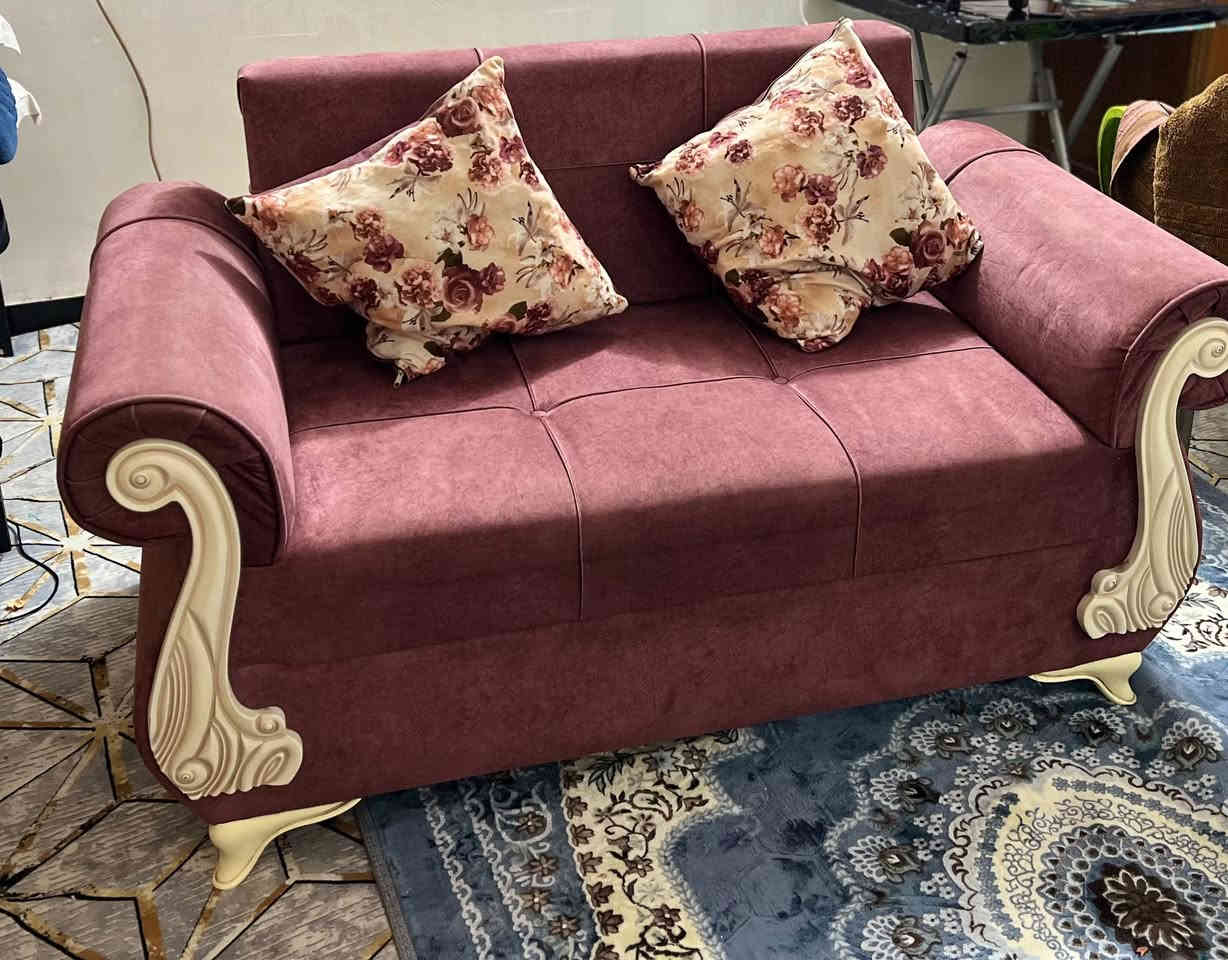 السلام عليكم 
عندي تخم قنفات للبيع عشر نفرات خمس قطع.  
#السعر 200الف وبي مجال قليل .
العنوان : كربلاء -الحر-حي القادسية.
#للأستفسار :***********
