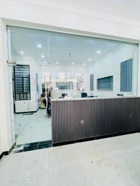 عمل واجهات وثوابت وقواطع الزجاجيه ١٠ملم ٠٧٧٠٩٨٥١٦٨٧