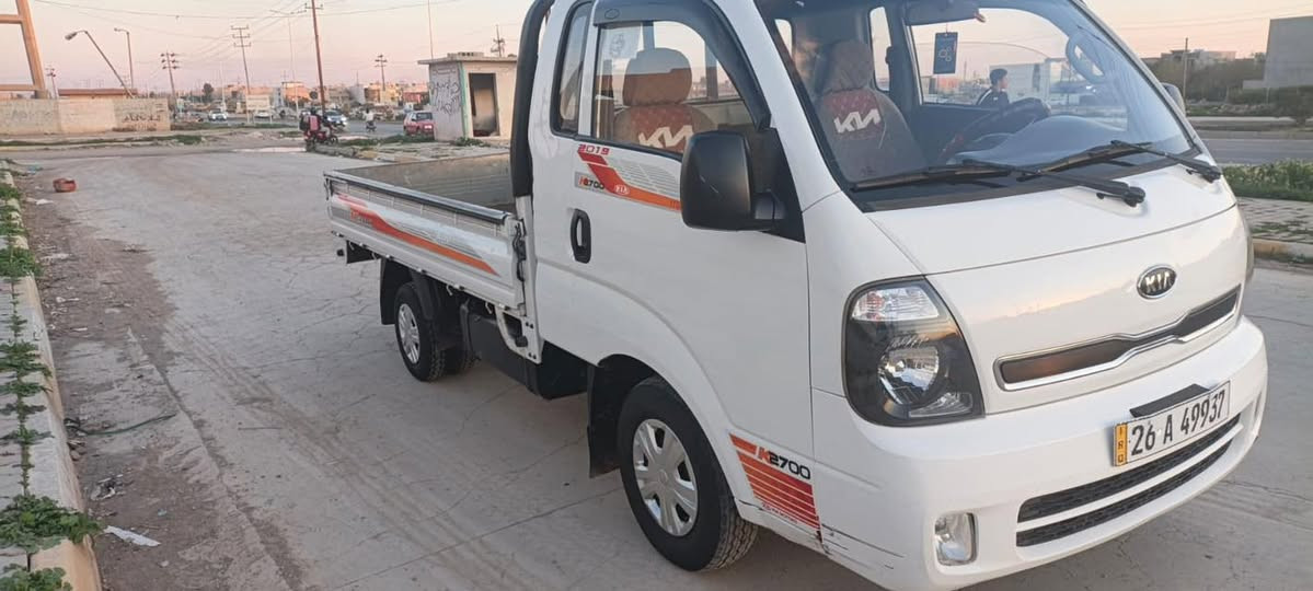 للبيع كيه حمل موديل 2021 مكفوله كفاله عامه سياره جديده بمعنى الكلمه 
تبريد تدفئه كير محرك شاصي رقم شاصي كلها كفاله
رقم قادسيه 
المكان ديوانيه 
السعر 138وبيها مجال 
***********
