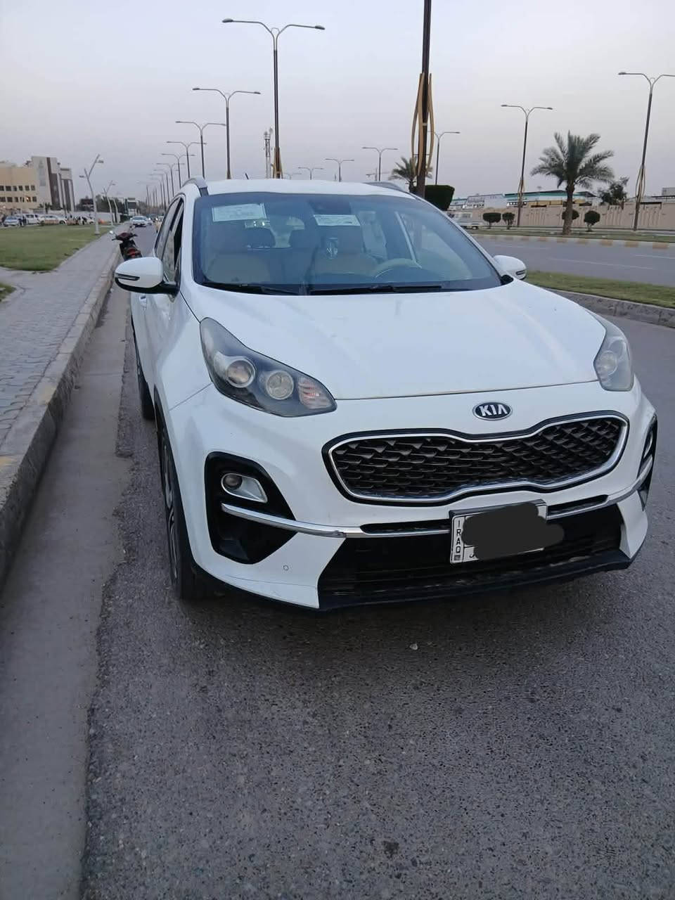 سبورتج 2019 شكل ال20 ماشيه 65رقم بغداد سياره مكفوله من الصبغ والفتح فقط بارد  موضح بالسونار والسونار مرفق ويه الصور مكان السياره فلوجه تحويل ثاني يوم سياره جاهزه مابيه اي نقص 
السعر 180 بيه مجال بسيط
***********
