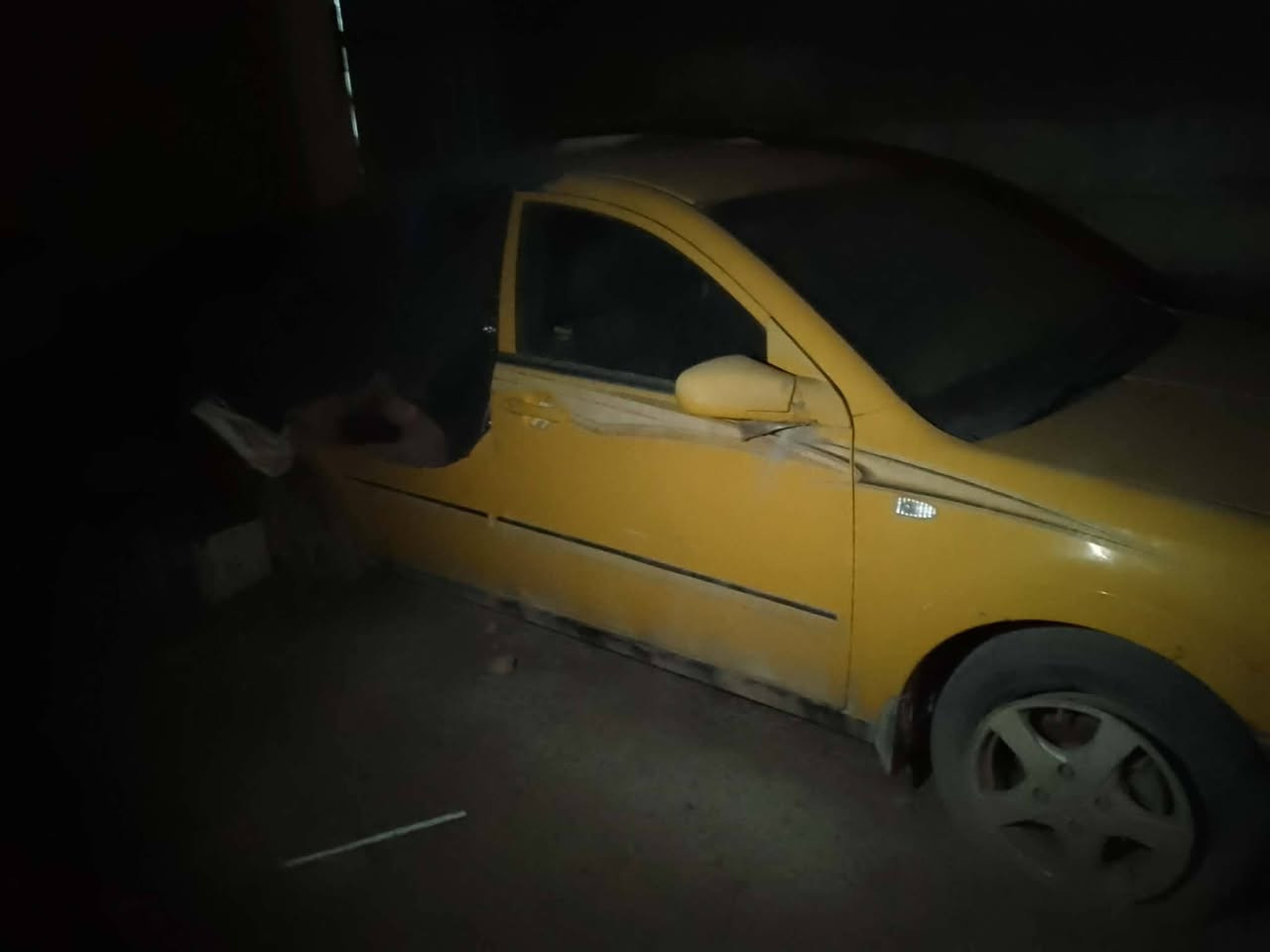 شيري اي فايف بدون راعي سياره شغاله وعظمتها حلوه وكلشي مابيها نقصها بس باتري للبيع سعرها ١٠ ورقات مكانها فلوجه
***********
