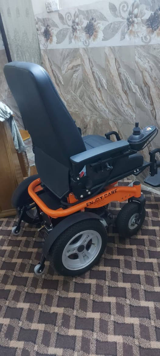 كرسي متحرك كهربائي أخو الجديد سعره 450 و بيه مجال للشراي تعال خاص و تدلل


**إذا كنت صاحب هذا الإعلان وتريد حذفه لأي سبب، رجاءا أرسل رسالة إلى الدعم الفني**