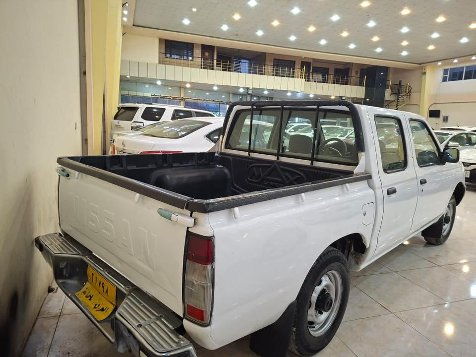 نيسان ٢٠٠٢ اصولي
رقم سليمانيه بشرط حاسبيه بغداد
بشرط تحويل  بدون حادس بی شوي تحكيلات بسيطه 
سعر ٨٥$بی مجال مكان كلار ***********
