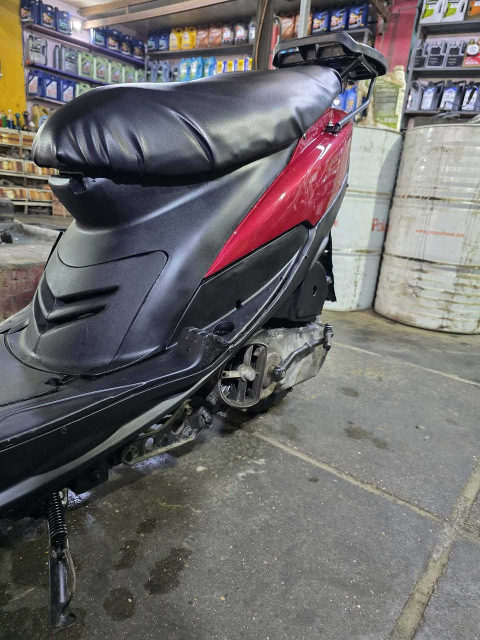 دراجه ماكس عدله تعمير كله جديد سعر325 وبيها مجال ***********
